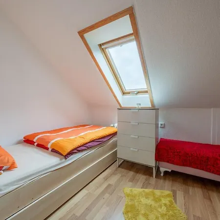 Cozy House With Comfort Lejlighed